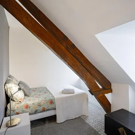 Panorama Sur Le Chateau De Appartamento Carrouges