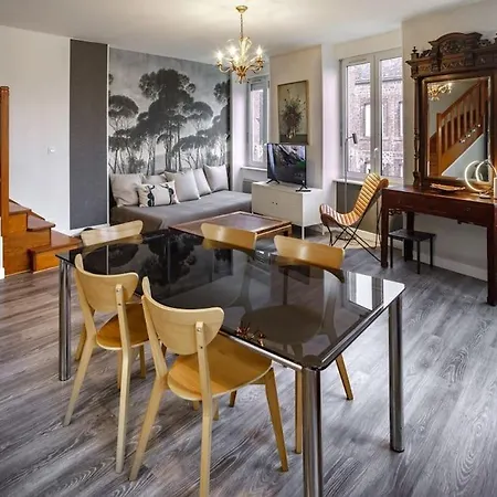 Panorama Sur Le Chateau De Appartamento *